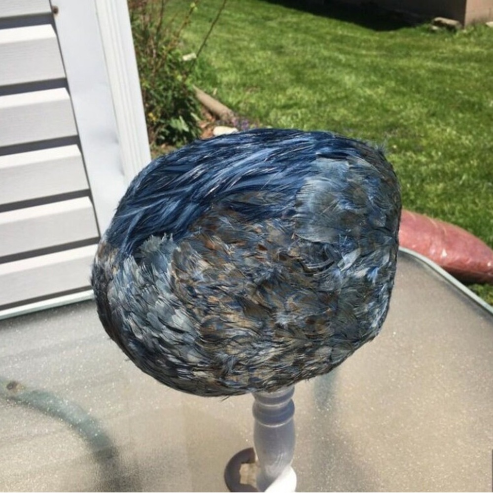 1940 Feathered hat